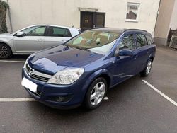 Blau Gebraucht 2007 Opel Astra Kombi | 3.900 € (Fairer Preis)