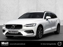 Weiss Gebraucht 2021 Volvo V60 Momentum Kombi | 27.890 € (Guter Preis)