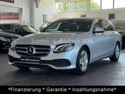 Iridiumsilber Gebraucht 2018 Mercedes E220 Avantgarde Kombi | 25.800 € (Superpreis)