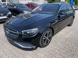 Schwarz Gebraucht 2023 Mercedes E220 Avantgarde Limousine | 29.900 € (Guter Preis)