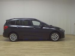 Schwarz Gebraucht 2022 BMW 218 Gran Tourer Advantage Van / Kleinbus | 16.980 € (Guter Preis)