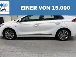 Farbe: Gebraucht 2017 Hyundai Ioniq Style Limousine | 17.450 € (Teuer)