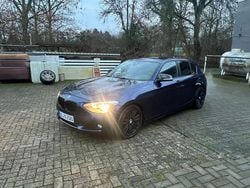 Blau Gebraucht 2011 BMW 118 Performance Kleinwagen | 5.300 € (Guter Preis)