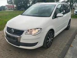 Weiß Gebraucht 2008 VW Touran United Van / Kleinbus | 2.350 € (Superpreis)