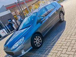 Grau Gebraucht 2009 Peugeot 407 Kombi | 1.100 € (Teuer)