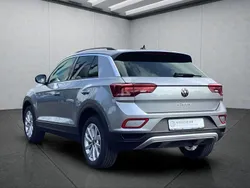 Silber Gebraucht 2024 VW T-Roc SUV | 27.799 € (Superpreis)
