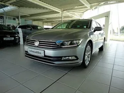 Silber Gebraucht 2019 VW Passat Highline Kombi | 17.950 € (Guter Preis)