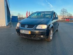 Schwarz Gebraucht 2004 VW Touran Van / Kleinbus | 1.999 € (Guter Preis)