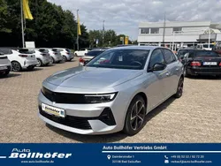 Aluminium silber Gebraucht 2024 Opel Astra Limousine | 21.385 € (Superpreis)