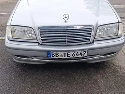 Silber Gebraucht 1998 Mercedes C240 Classic Limousine | 4.500 € (Superpreis)