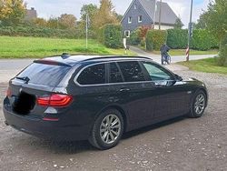 Schwarz Gebraucht 2014 BMW 520 Kombi | 9.600 € (Guter Preis)