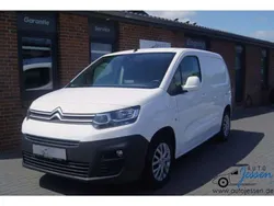 Weiß Gebraucht 2020 Citroën Berlingo Van / Kleinbus | 10.985 € (Superpreis)