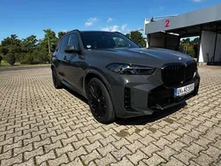 Grau Gebraucht 2025 BMW X5 M Sport SUV | 102.490 € (Guter Preis)