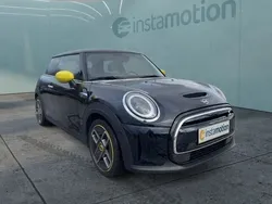Schwarz Gebraucht 2021 Mini Cooper S Classic Kleinwagen | 21.400 € (Teuer)
