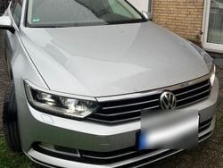 Silber Gebraucht 2017 VW Passat Kombi | 12.400 € (Guter Preis)