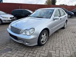 Silber Gebraucht 2005 Mercedes C220 Limousine | 2.599 € (Fairer Preis)