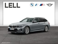 Grau Gebraucht 2025 BMW 320 M Sport Kombi | 42.750 € (Fairer Preis)