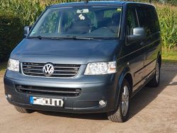 Grau Gebraucht 2009 VW T5 Comfortline Van | 14.900 € (Teuer)