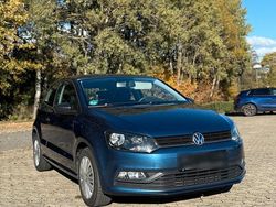 Blau Gebraucht 2017 VW Polo Kleinwagen | 6.299 € (Fairer Preis)