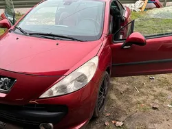 Rot Gebraucht 2007 Peugeot 207 Cabrio | 1.500 € (Superpreis)