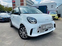 Weiß Gebraucht 2021 Smart ForFour Electric Drive Kleinwagen | 9.990 € (Fairer Preis)
