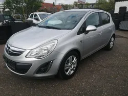 Grau Gebraucht 2011 Opel Corsa Edition Limousine | 5.690 € (Etwas zu teuer)