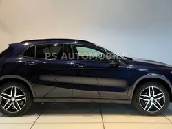 Blau Gebraucht 2017 Mercedes GLA200 Urban SUV | 19.499 € (Fairer Preis)