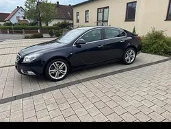 Violet Gebraucht 2012 Opel Insignia Sport Kleinwagen | 8.000 € (Teuer)