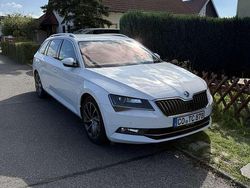 Gebraucht 2017 Skoda Superb LAURIN & KLEMENT Kombi | 16.700 € (Fairer Preis)