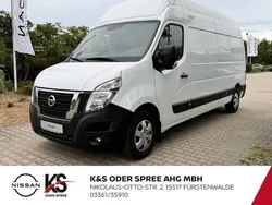 Weiss Gebraucht 2024 Nissan Interstar N-Connecta Van | 42.990 € (Teuer)