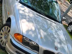 Silber Gebraucht 2001 BMW 320 Kombi | 750 € (Superpreis)