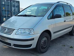Silber Gebraucht 2002 VW Sharan Highline Van / Kleinbus | 1.590 € (Guter Preis)