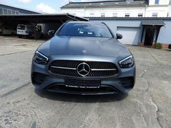 Grau Gebraucht 2021 Mercedes E300 AMG Kombi | 39.999 € (Teuer)
