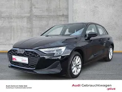 Außenfarbe: Gebraucht 2025 Audi A3 Sportback Ambiente Limousine | 29.620 € (Guter Preis)