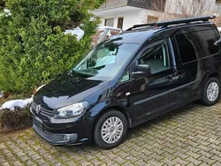 Schwarz Gebraucht 2012 VW Caddy Van / Kleinbus | 10.000 €