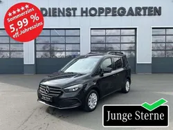 Loparitschwarz Gebraucht 2023 Mercedes T180 Progressive Van / Kleinbus | 29.980 € (Fairer Preis)