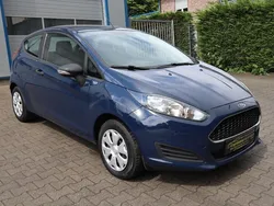 Blau Gebraucht 2017 Ford Fiesta Ambiente Kleinwagen | 6.490 € (Fairer Preis)