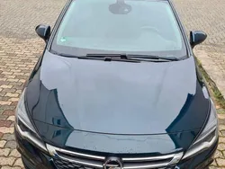 Grün Gebraucht 2017 Opel Astra Active Kombi | 8.000 € (Guter Preis)