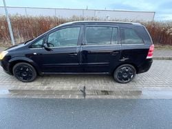 Schwarz Gebraucht 2007 Opel Zafira Van / Kleinbus | 900 € (Superpreis)