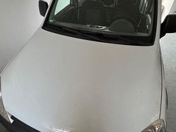 Weiß Gebraucht 2008 Opel Combo Van / Kleinbus | 1.600 € (Fairer Preis)