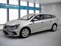 Grau Gebraucht 2023 Renault Mégane GrandTour Business Kombi | 15.740 € (Superpreis)