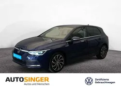 Atlantic blue metallic Gebraucht 2023 VW Golf VIII Style Limousine | 24.940 € (Fairer Preis)
