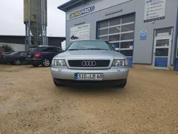 Silber Gebraucht 1997 Audi A8 Limousine | 3.400 €