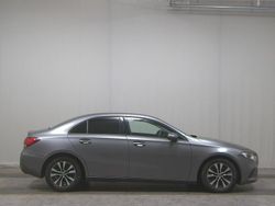 Silber Gebraucht 2022 Mercedes A180 Limousine | 19.680 € (Superpreis)