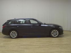 Schwarz Gebraucht 2020 BMW 318 Advantage Kombi | 16.580 € (Guter Preis)