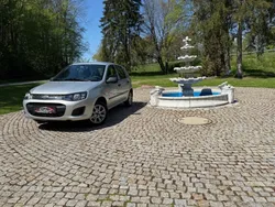 Grau Gebraucht 2015 Lada Kalina Limousine | 2.999 € (Etwas zu teuer)