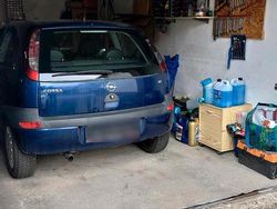 Blau Gebraucht 2003 Opel Corsa Kleinwagen | 3.300 €