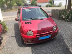 Rot Gebraucht 2003 Renault Twingo Kleinwagen | 1.250 € (Guter Preis)