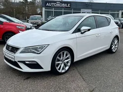 "candy" weiss Gebraucht 2018 Seat Leon FR Limousine | 17.900 € (Etwas zu teuer)
