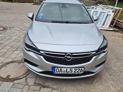Silber Gebraucht 2018 Opel Astra S Kombi | 5.600 € (Guter Preis)
